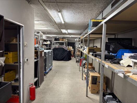 Lagerhalle zur Miete 1.100 € 122 m² Lagerfläche Offenbach am Main 63069