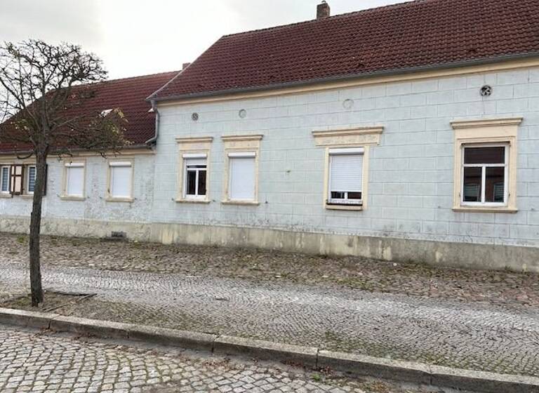 Haus zum Kauf 150.000 € 6 Zimmer 180 m²<br/>Wohnfläche Tangermünde Tangermünde 39590