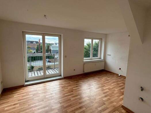 Wohnung zur Miete 340 € 2 Zimmer 63,9 m² 4. Geschoss frei ab 01.02.2026 Hainstraße 85 Sonnenberg Chemnitz 09130