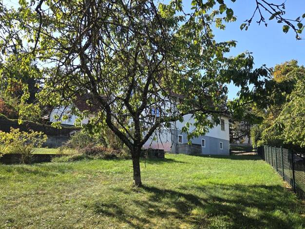 Mehrfamilienhaus zum Kauf 249.500 € 7 Zimmer 154 m² 737 m² Grundstück Flochberg Bopfingen 73441