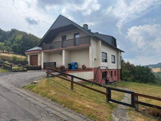 Einfamilienhaus zum Kauf 295.000 € 5 Zimmer 160 m² 1.100 m² Grundstück frei ab sofort Bergstraße 18 Irrhausen 54689