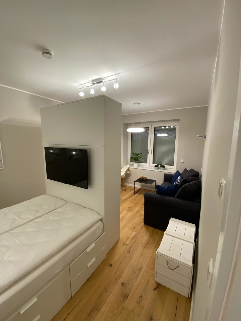 Wohnung zur Miete Wohnen auf Zeit 1.796 € 1 Zimmer 45 m²<br/>Wohnfläche 01.04.2025<br/>Verfügbarkeit Oberbilker Allee Friedrichstadt Düsseldorf 40215