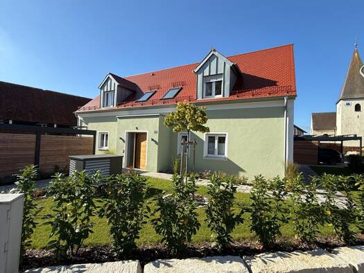 Doppelhaushälfte zur Miete - Erstbezug 1.500 € 4 Zimmer 124 m² Siegenhofen Deining 92364