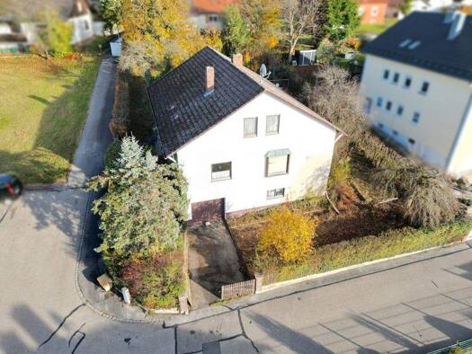 Einfamilienhaus zum Kauf 349.000 € 4 Zimmer 123 m² 878 m² Grundstück Leonberg 93142