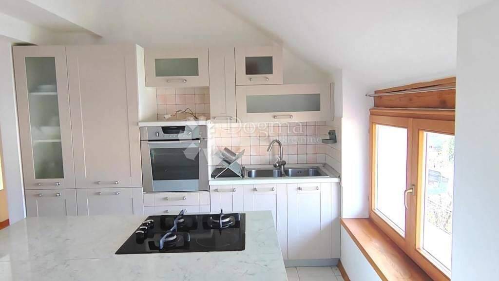 Wohnung zur Miete 1.000 € 3 Zimmer 90 m² Medvescak - Salata