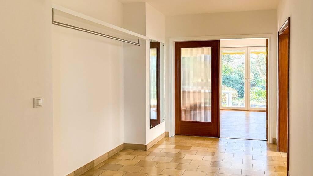 Einfamilienhaus zur Miete 1.900 € 6 Zimmer 140 m² 929 m² Grundstück frei ab sofort Unna 59423