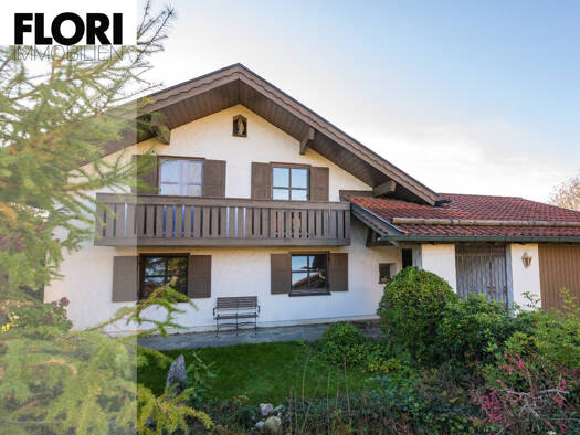 Einfamilienhaus zum Kauf 890.000 € 6 Zimmer 184 m² 2.041 m² Grundstück Traunwalchen Traunreut 83374