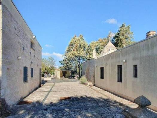Haus zum Kauf 980.000 € 300 m² Alberobello 70011