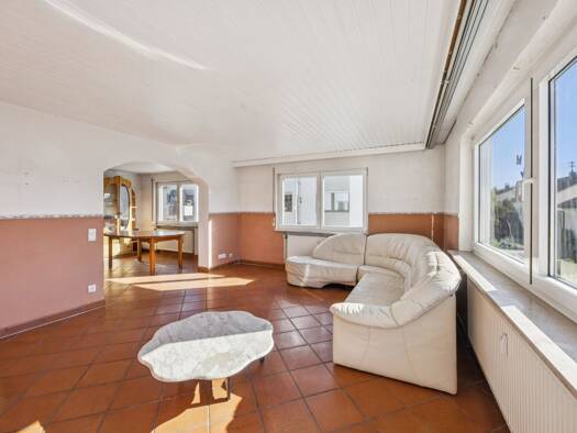 Wohnung zum Kauf 329.000 € 5 Zimmer 106,1 m² 1. Geschoss Hochdorf Remseck am Neckar 71686