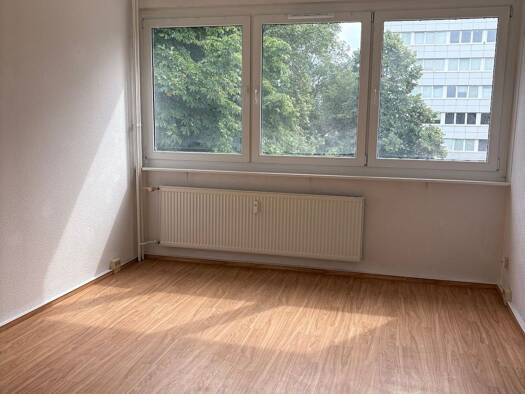 Studio zur Miete 228 € 1 Zimmer 24 m² 1. Geschoss Woldegker Straße 30 Katharinenviertel Neubrandenburg 17033