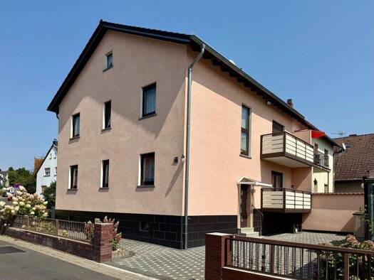 Haus zum Kauf 549.000 € 6 Zimmer 147 m² 1.348 m² Grundstück frei ab 01.04.2026 Mittelbuchen Hanau 63454