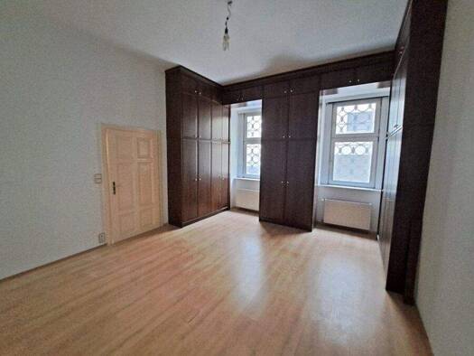 Wohnung zur Miete 863 € 3 Zimmer 99 m² EG Wien 1040