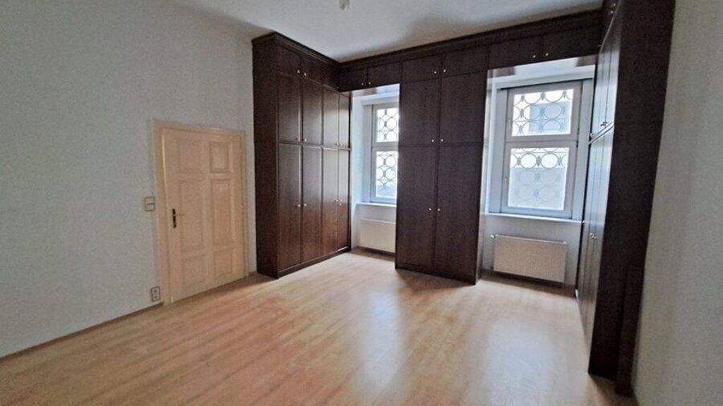 Wohnung zur Miete 863 € 3 Zimmer 99 m² EG Wien 1040