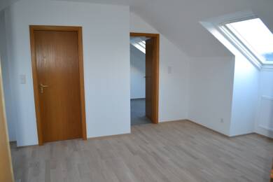Wohnung zur Miete 515 € 2 Zimmer 44,8 m² 2. Geschoss frei ab sofort Bauernfeldstr. Fischbach Nürnberg 90475