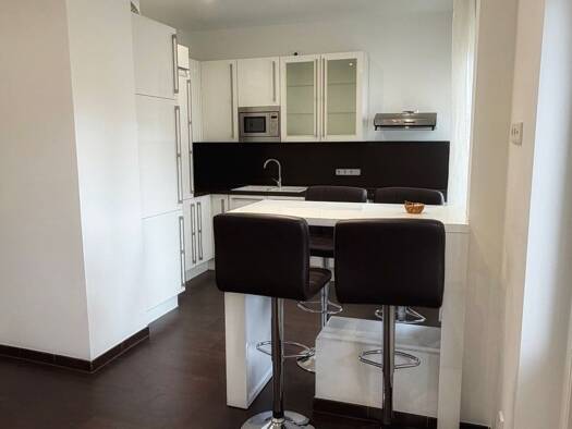 Wohnung zur Miete 1.500 € 2,5 Zimmer 67 m² frei ab 15.04.2026 Dornbusch Frankfurt am Main 60320