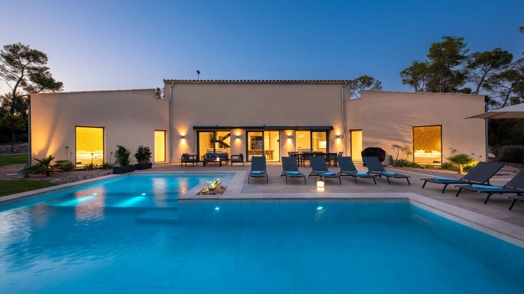 Bauernhaus zum Kauf 2.300.000 € 4 Zimmer 405 m² 31.393 m² Grundstück Unnamed Road Sencelles 07140