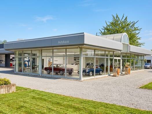 Ausstellungsfläche zum Kauf 289.000 € 5 Zimmer 300 m² Verkaufsfläche teilbar von 130 m² bis 140 m² Grabenweg 2 Sangerhausen Sangerhausen 06526
