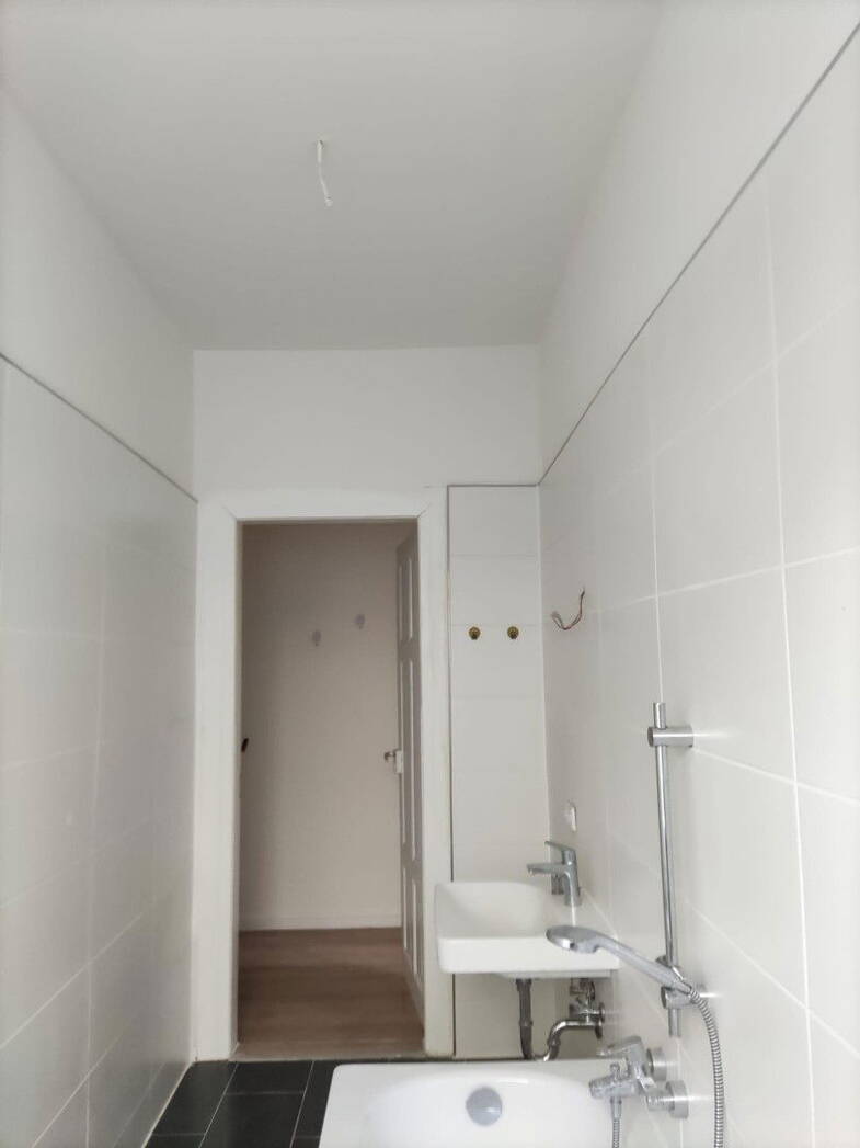 Wohnung zur Miete 375 € 2 Zimmer 50,5 m² EG Franz-Ludwig-Rasch-Straße 12 Naumburg Naumburg 06618