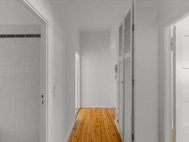 Wohn- und Geschäftshaus zum Kauf als Kapitalanlage geeignet 3.500.000 € 1.245 m² Berlin 13507
