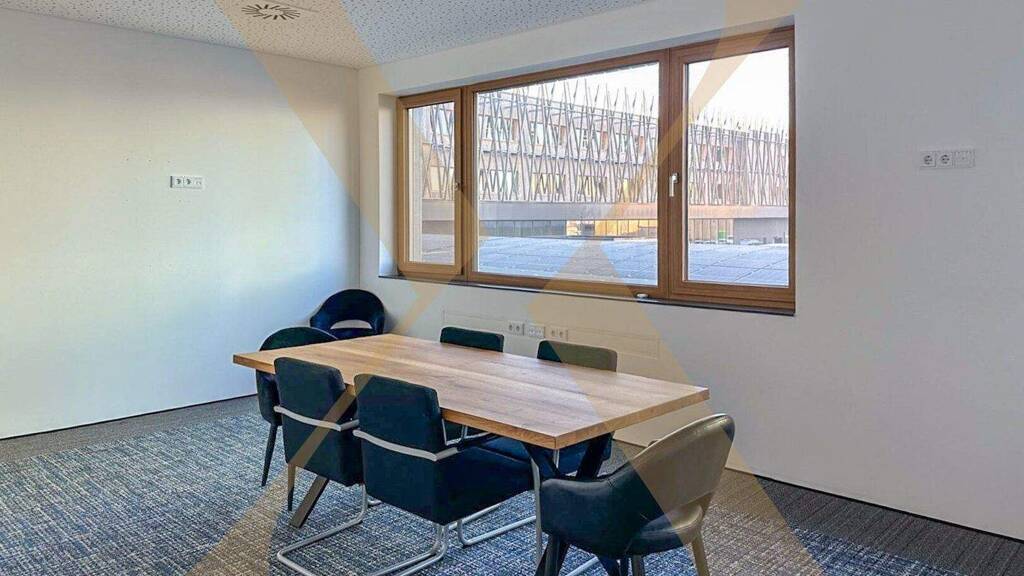 Büro zur Miete 5.804 € Eberstalzell 4653