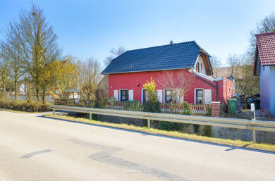 Einfamilienhaus zum Kauf 239.000 € 3 Zimmer 70 m² 228 m² Grundstück Langenerling Hagelstadt / Langenerling 93095