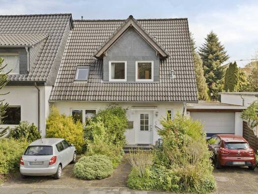 Reihenendhaus zum Kauf 756.400 € 6 Zimmer 146 m² 660 m² Grundstück Ost Ratingen 40882