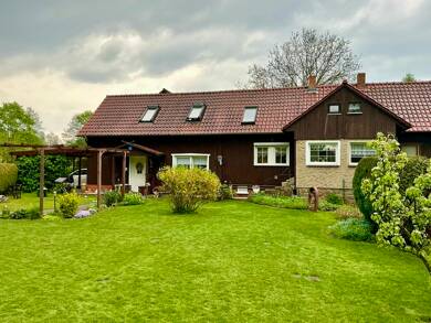 Doppelhaushälfte zum Kauf 370.000 € 5 Zimmer 109 m² 582 m² Grundstück frei ab 30.08.2025 Burg Burg (Spreewald) 03096