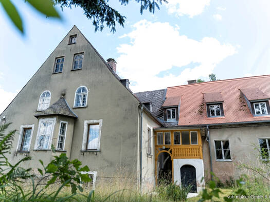 Haus zum Kauf 320.000 € 22 Zimmer 489 m² 3.200 m² Grundstück Arzberg 95659