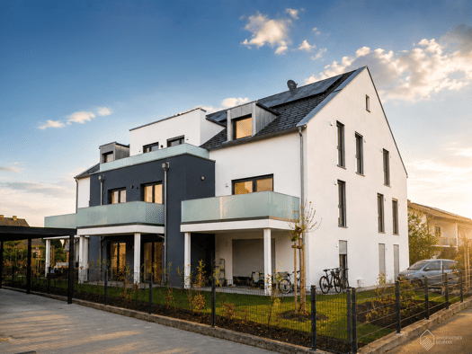 Mehrfamilienhaus zum Kauf provisionsfrei 3.695.000 € 23 Zimmer 667 m² 913 m² Grundstück Straubing 94315