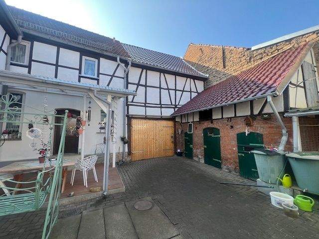 Immobilie in Clingen - Einfamilienhaus mit Garten und Werkstatt zur Individuellen Nutzung - Bild 0