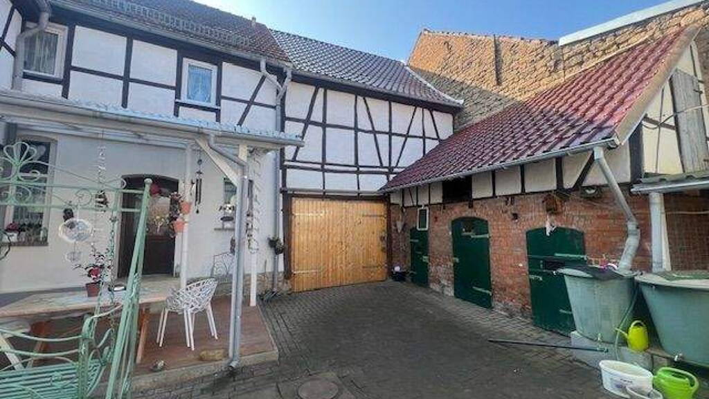 Einfamilienhaus zum Kauf 230.000 € 5 Zimmer 126 m² 528 m² Grundstück frei ab 01.05.2026 Clingen 99718