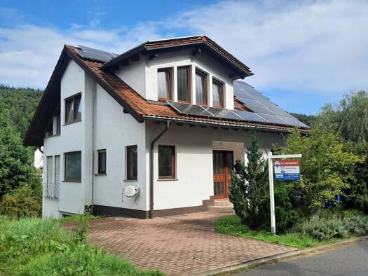 Einfamilienhaus zum Kauf 299.900 € 7 Zimmer 182 m² 829 m² Grundstück Schwanheim 76848