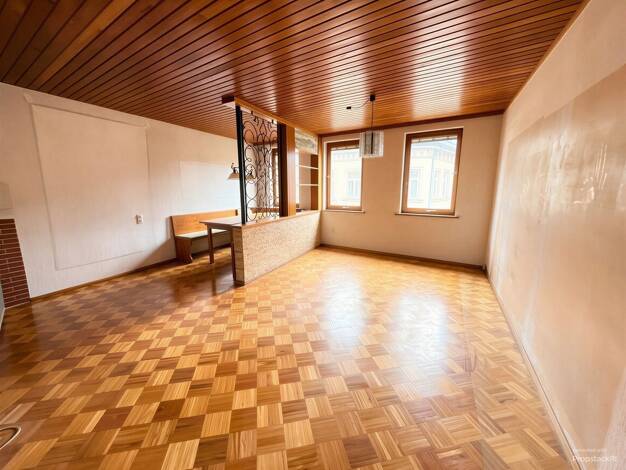Wohnung zur Miete 590 € 6 Zimmer 140 m² Coburg Coburg 96450