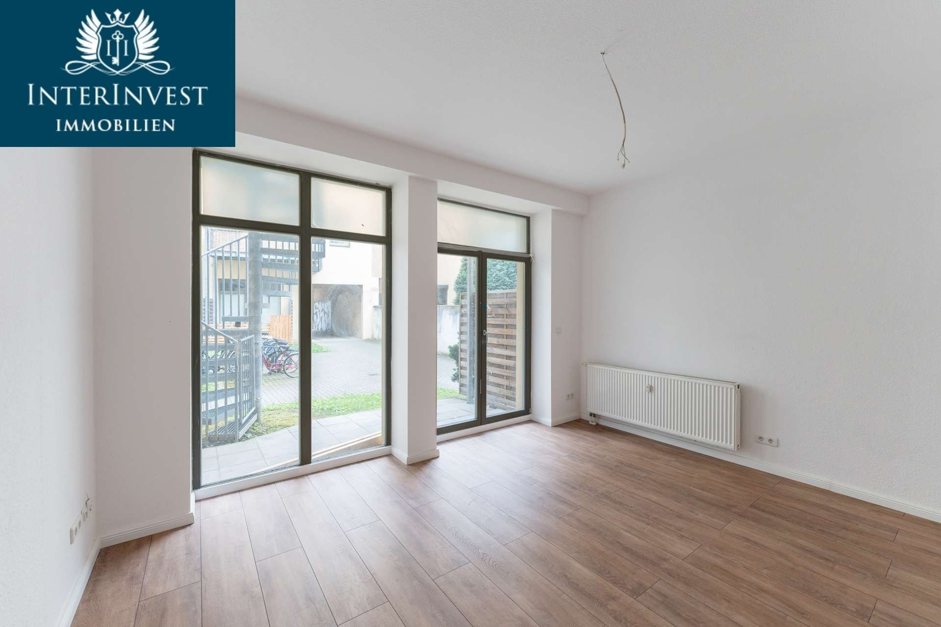 Immobilie zum Kauf als Kapitalanlage geeignet 110.000 € 1 Zimmer 45 m²<br/>Fläche 1.306 m²<br/>Grundstück Olvenstedter Platz Magdeburg 39108