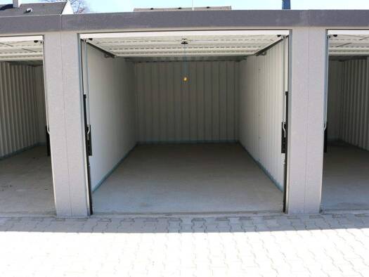 Garage zur Miete 89 € Lindemannstraße 43 - 71 Gotha 99867