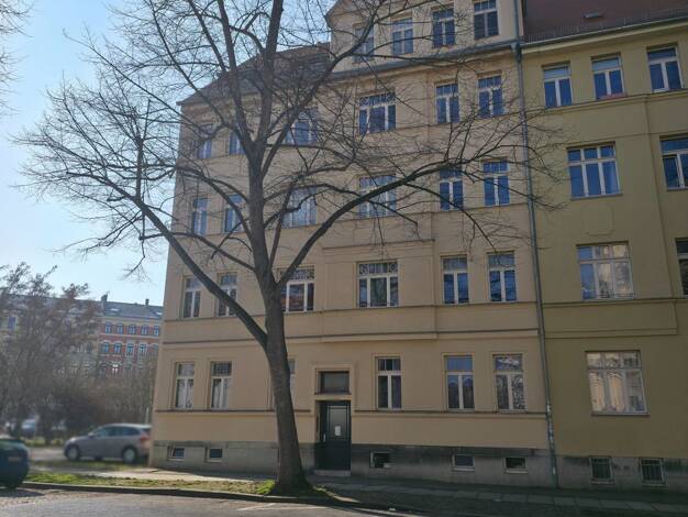 Wohnung zum Kauf 129.000 € 2 Zimmer 49 m² 1. Geschoss Anger-Crottendorf Ost 04318