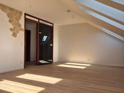 Wohnung zur Miete 680 € 4 Zimmer 104,5 m² 2. Geschoss frei ab sofort Neinstedter Straße 6a Lemsdorf Magdeburg 39118