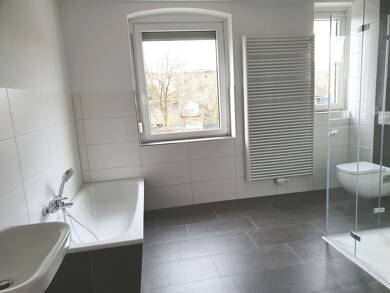 Wohnung zur Miete 438 € 2 Zimmer 62,5 m² EG frei ab sofort Dr.-M.-Luther-Straße 6 Schönebeck Schönebeck (Elbe) 39218
