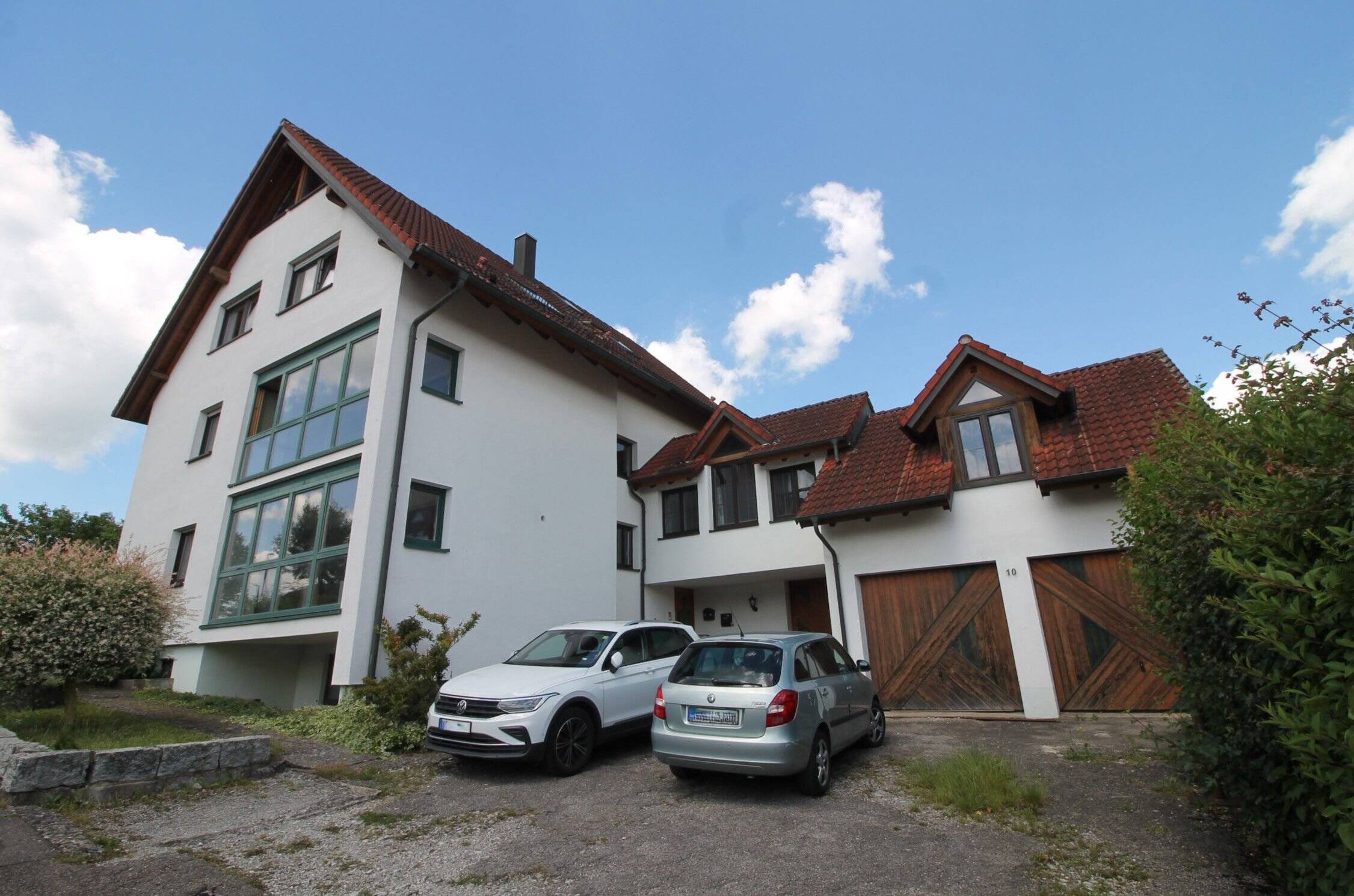 Mehrfamilienhaus zum Kauf 748.000 € 271 m²<br/>Wohnfläche 714 m²<br/>Grundstück ab sofort<br/>Verfügbarkeit Roßfeld Crailsheim 74564
