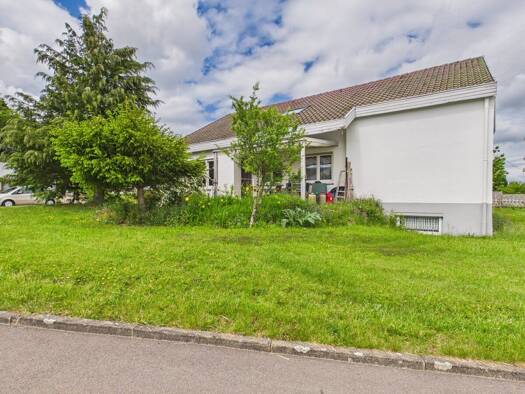 Einfamilienhaus zum Kauf 469.000 € 10 Zimmer 259 m² 757 m² Grundstück Rottweil Rottweil / Bühlingen 78628