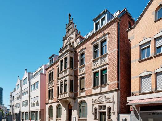 Haus zum Kauf 3.695.000 € 19 Zimmer 712 m² 404 m² Grundstück Stadtgebiet Göppingen 73033
