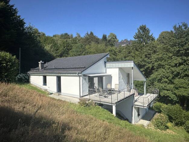 Einfamilienhaus zum Kauf provisionsfrei 495.000 € 4 Zimmer 213,4 m² 2.192 m² Grundstück Rathmecke Lüdenscheid 58513