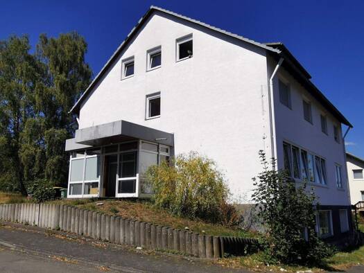 Mehrfamilienhaus zum Kauf 480.000 € 14 Zimmer 400 m² 1.420 m² Grundstück Bad Berleburg 57319