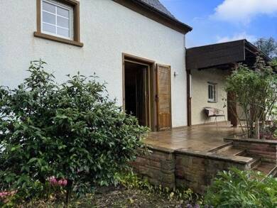 Mehrfamilienhaus zum Kauf 259.000 € 7 Zimmer 148,6 m² 595 m² Grundstück frei ab sofort Edenkoben 67480
