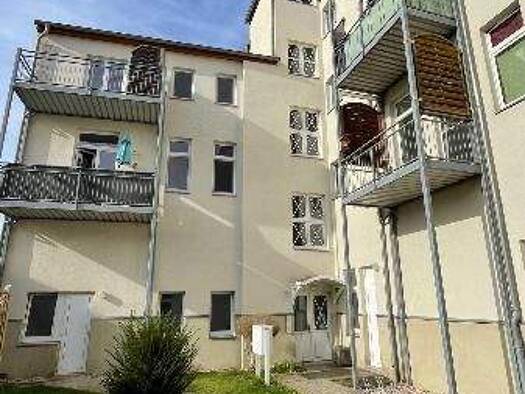 Wohnung zur Miete 495 € 3 Zimmer 81,6 m² frei ab 01.06.2026 Helenenstraße 21 Limbach-Oberfrohna 09212