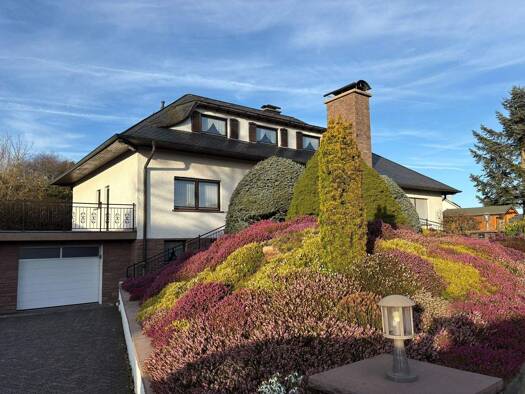 Einfamilienhaus zum Kauf 399.000 € 9 Zimmer 250 m² 1.643 m² Grundstück Bleialf 54608