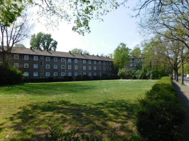 Wohnung zur Miete 455 € 2 Zimmer 45,5 m² 1. Geschoss frei ab 25.09.2026 Heerstr. 292 Dellviertel Duisburg 47053