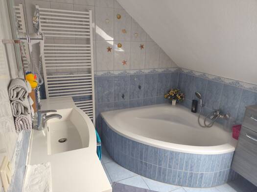 Wohnung zur Miete 1.510 € 3 Zimmer 73 m² Geschoss 1/2 frei ab 01.01.2026 Eichwalde 15732