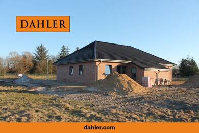Doppelhaushälfte zum Kauf 275.000 € 3 Zimmer 82,1 m² 390 m² Grundstück Leck Leck 25917