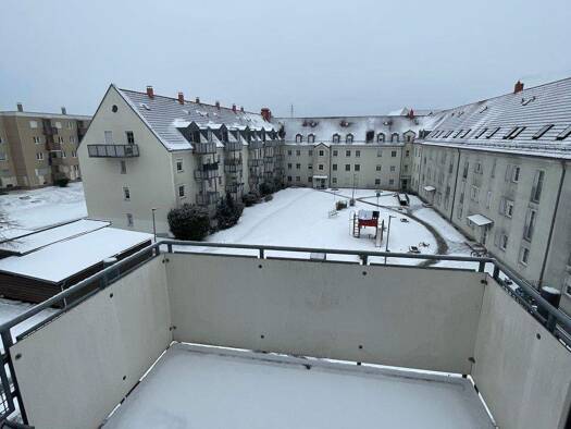 Wohnung zur Miete nur mit Wohnberechtigungsschein 369 € 2 Zimmer 53,2 m² 3. Geschoss frei ab 15.02.2026 Raiffeisenstr. 5 Amberg 92224